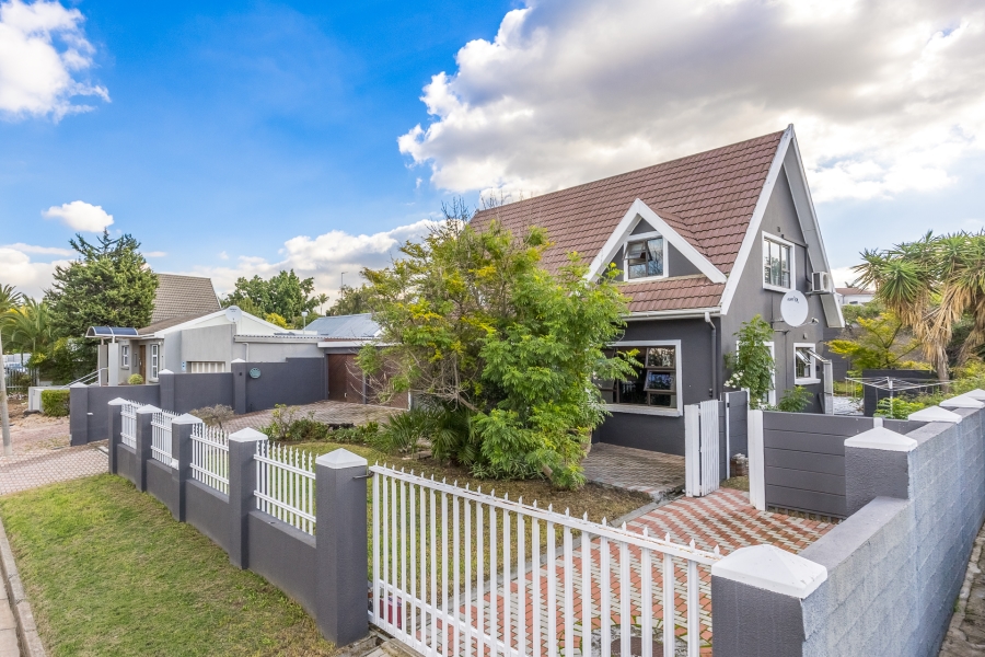 3 Bedroom Property for Sale in Brackenfell South Western Cape